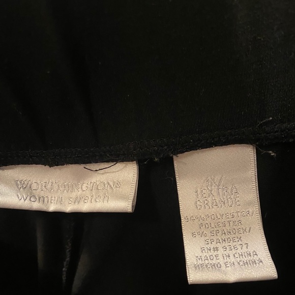 Black Skirt - Picture 3 of 3